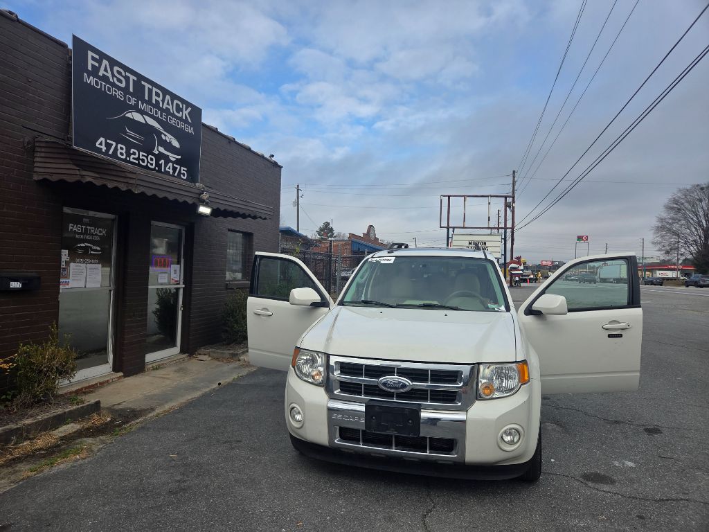 2009 Ford Escape Limited's photo