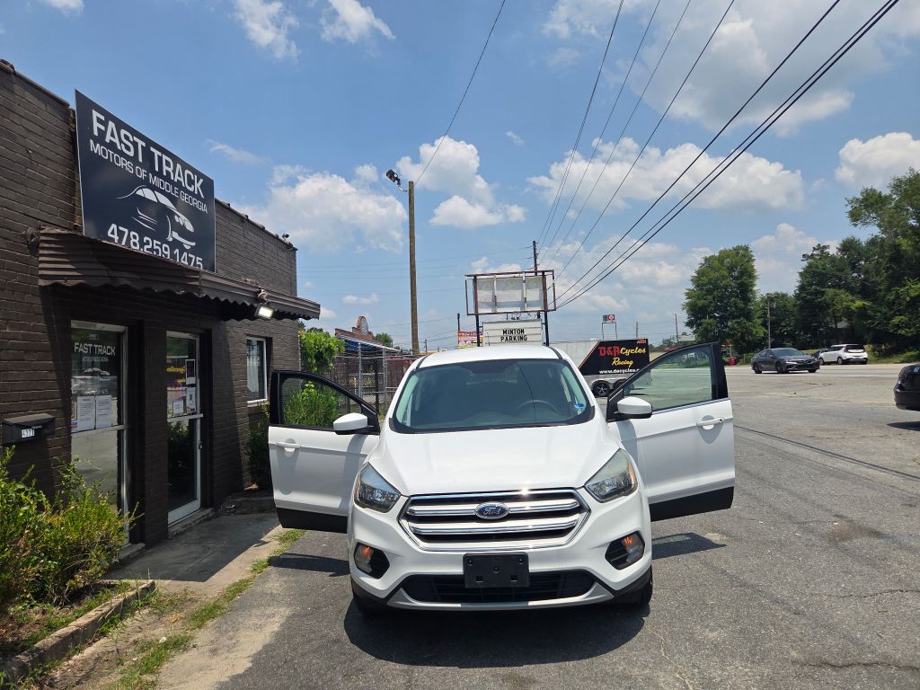 2017 Ford Escape SE 4WD's photo